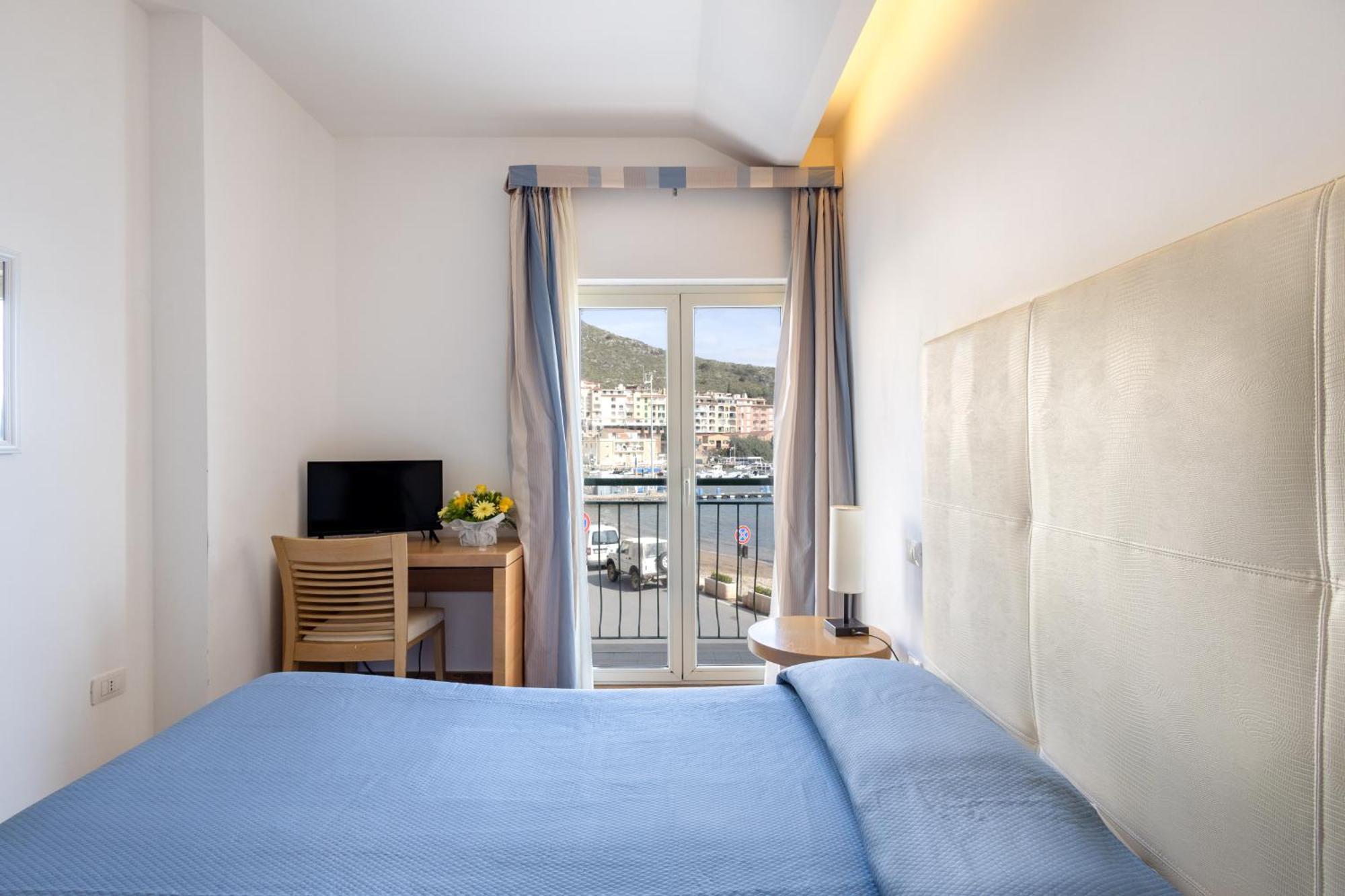 Bi Hotel Porto Ercole  Exterior photo