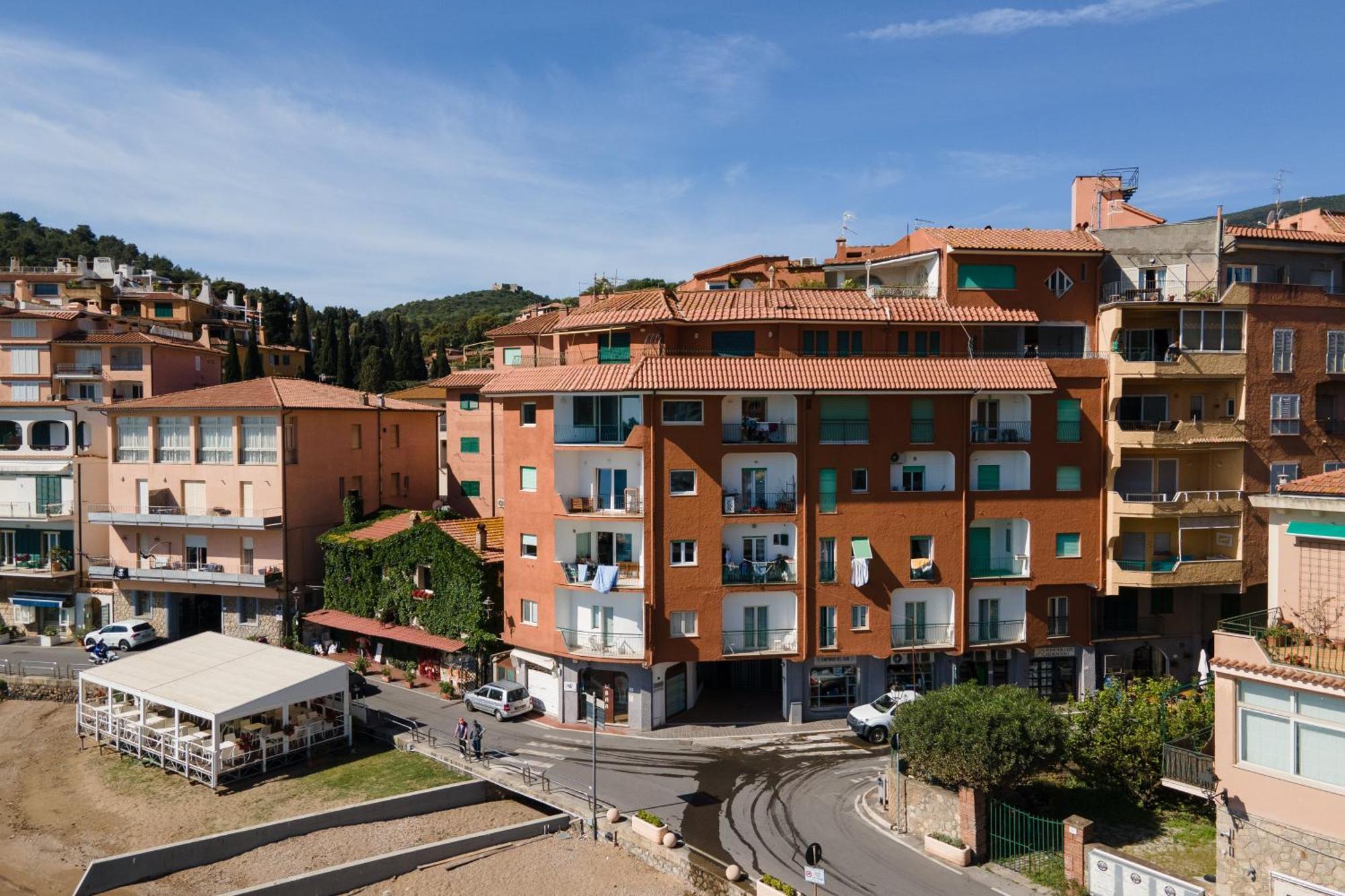 Bi Hotel Porto Ercole  Exterior photo