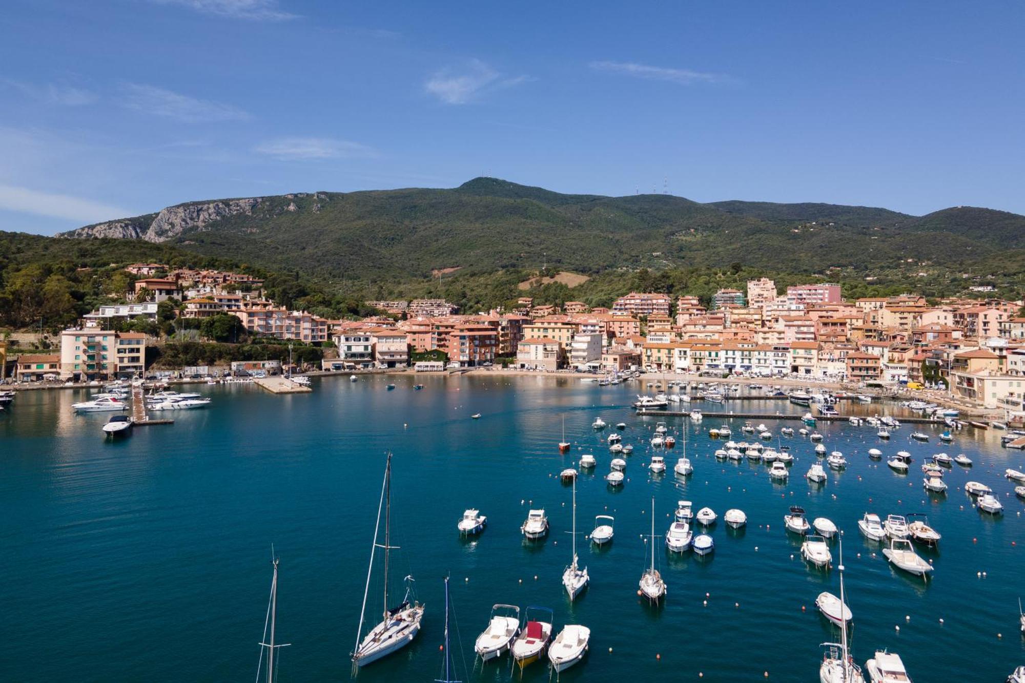 Bi Hotel Porto Ercole  Exterior photo