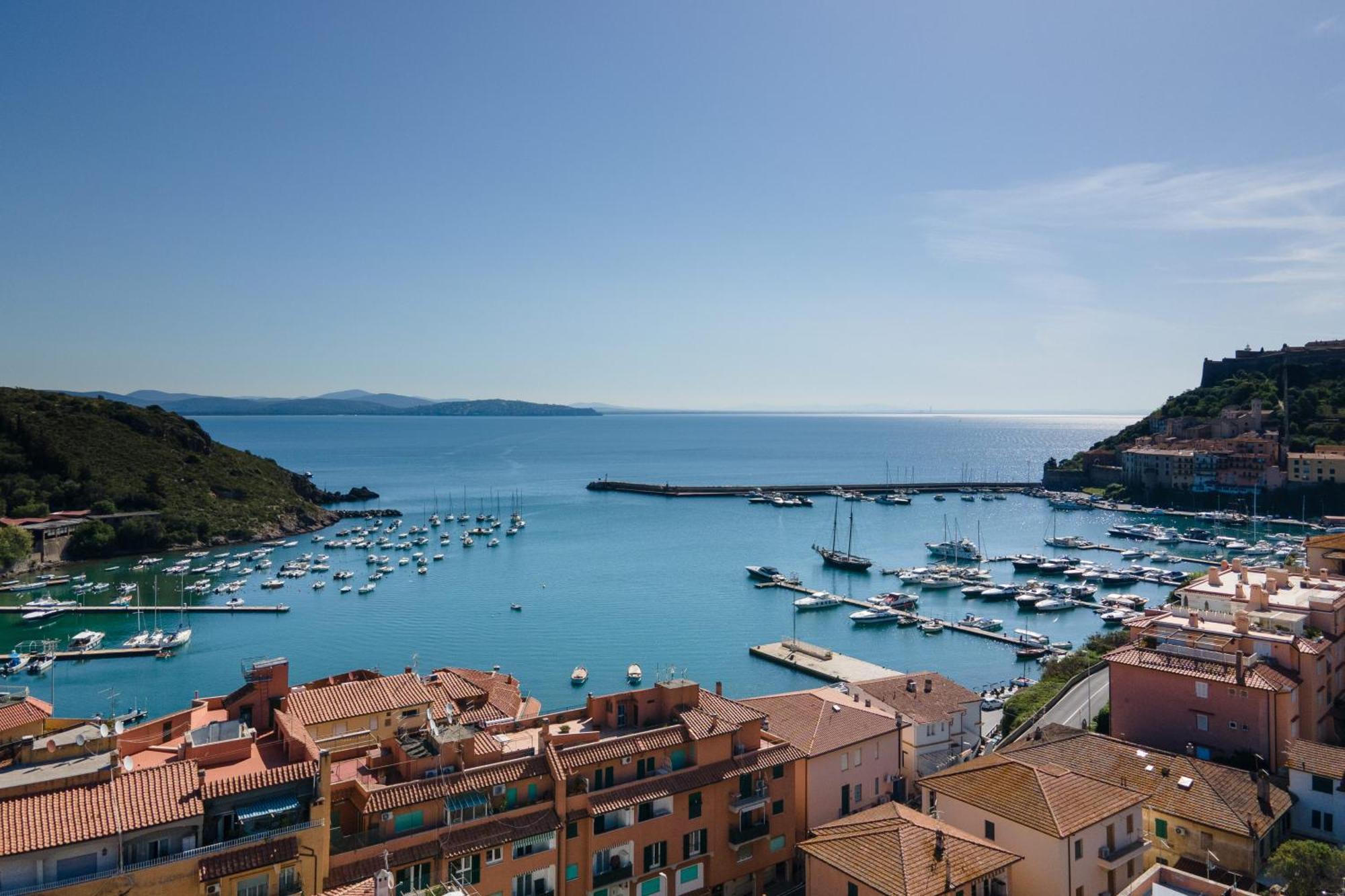 Bi Hotel Porto Ercole  Exterior photo