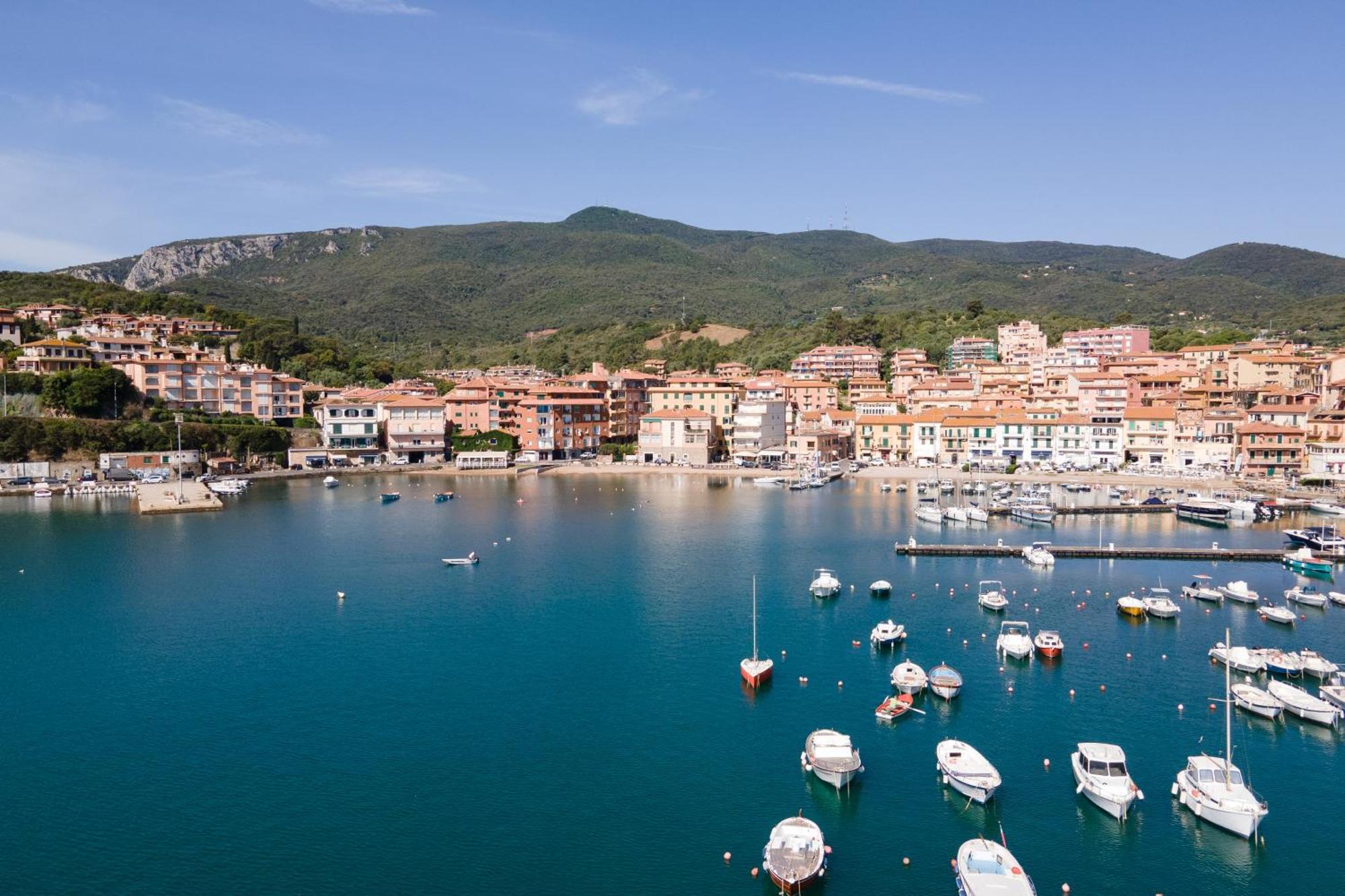 Bi Hotel Porto Ercole  Exterior photo
